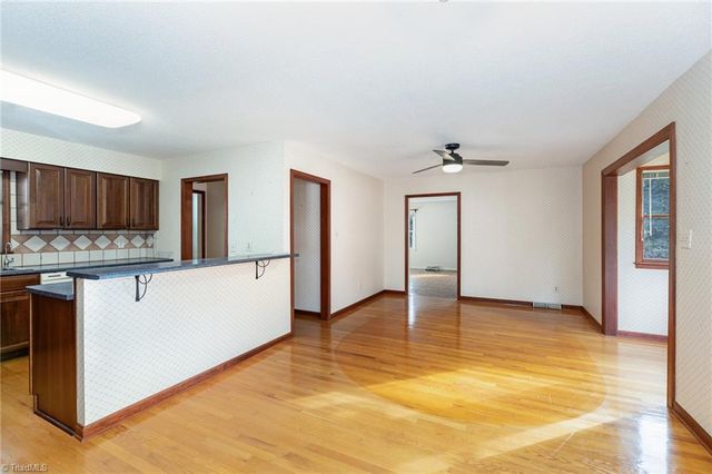 4401 Hollow Hill Road, Kernersville, NC 27284