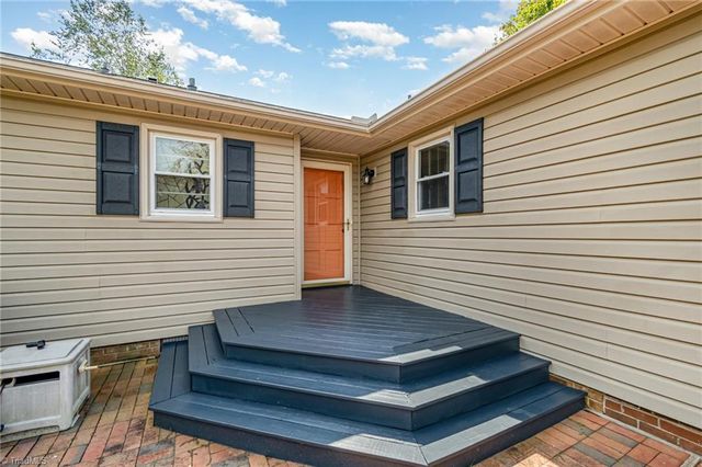 4401 Hollow Hill Road, Kernersville, NC 27284