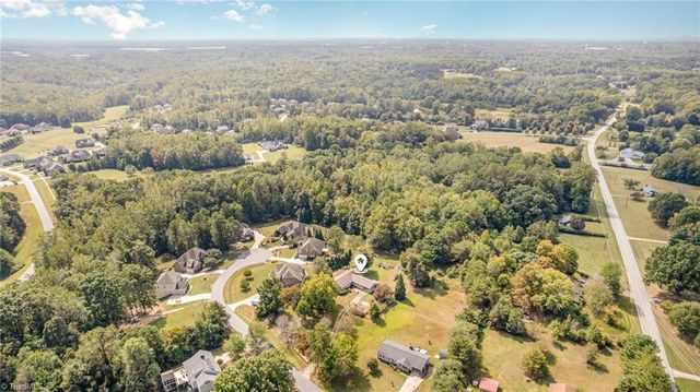 4401 Hollow Hill Road, Kernersville, NC 27284
