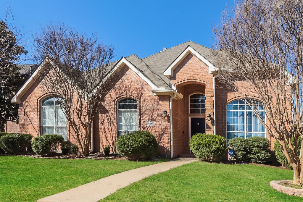 104 Peregrine Drive, Mckinney, TX 75072