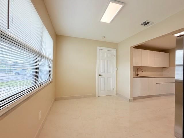 53 NE 16th Place, Fort Lauderdale, FL 33305