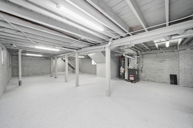 7545 S Merrill Avenue, Chicago, IL 60649