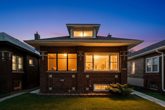 7545 S Merrill Avenue, Chicago, IL 60649