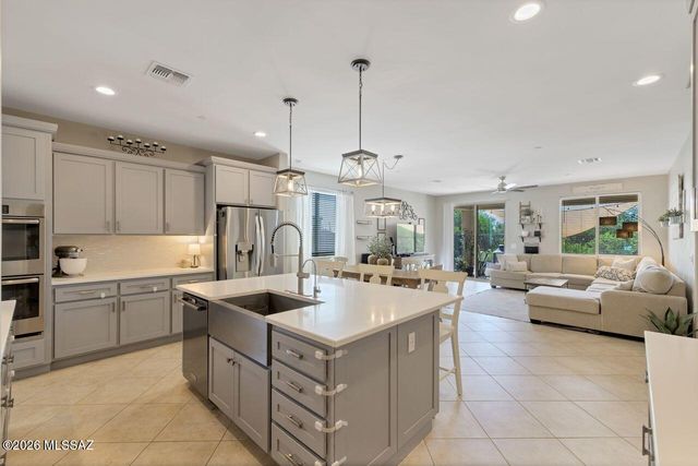 12405 N Starthroat Drive, Marana, AZ 85653