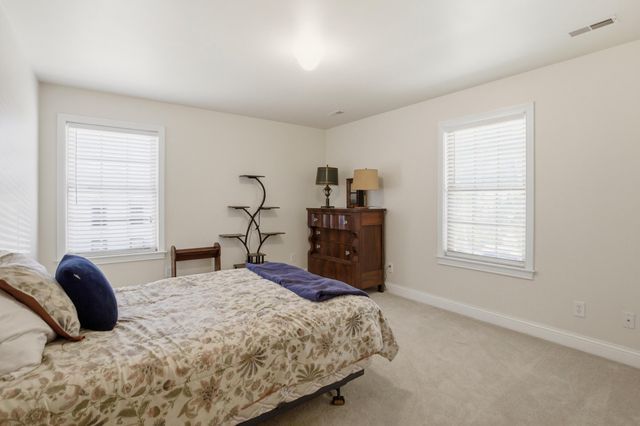 106 Duncan Avenue, Paris, KY 40361