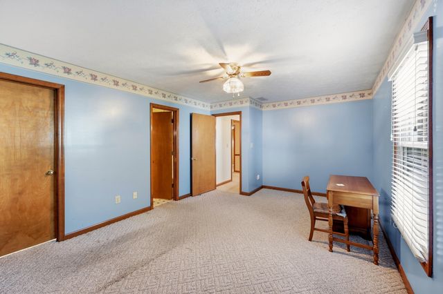 2212 Acorn Court, Lexington, KY 40516