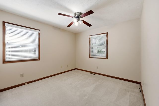 2212 Acorn Court, Lexington, KY 40516