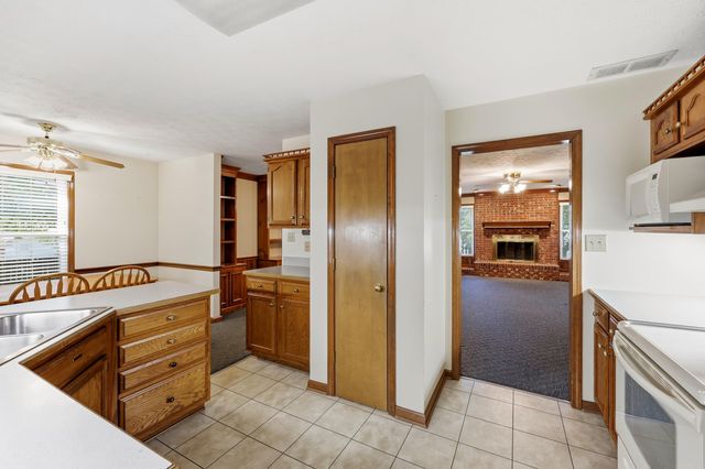 2212 Acorn Court, Lexington, KY 40516