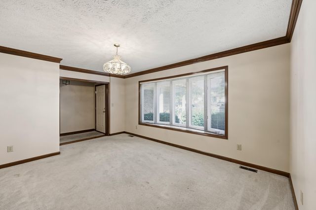 2212 Acorn Court, Lexington, KY 40516