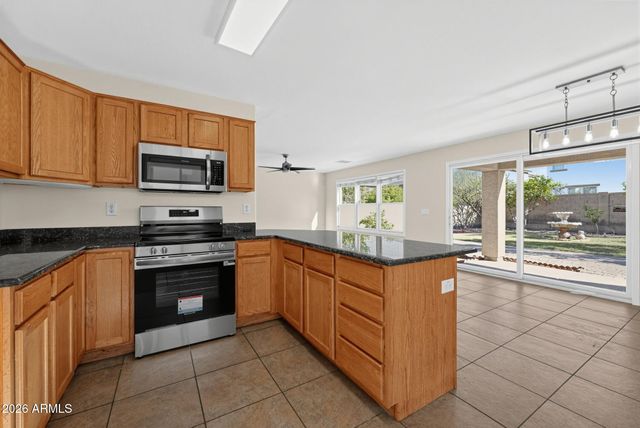 2321 E CHANUTE Pass, Phoenix, AZ 85040