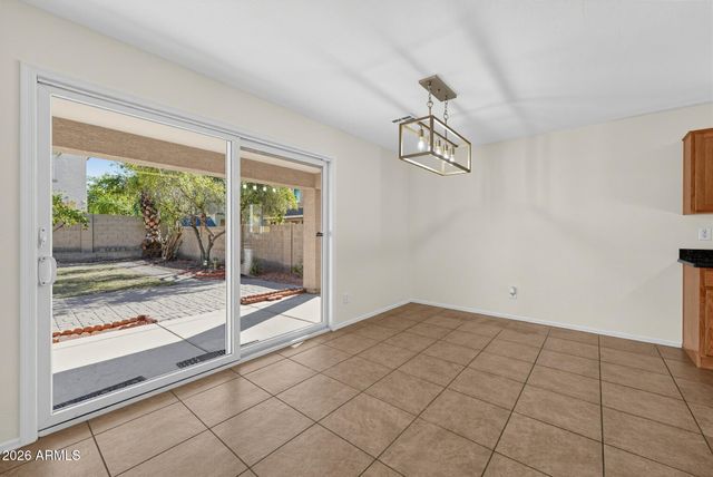 2321 E CHANUTE Pass, Phoenix, AZ 85040