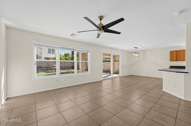 2321 E CHANUTE Pass, Phoenix, AZ 85040