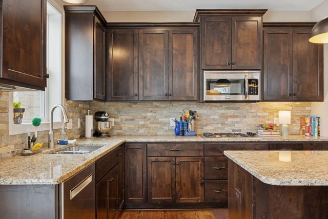 7244 Terraceview Lane N, Maple Grove, MN 55311