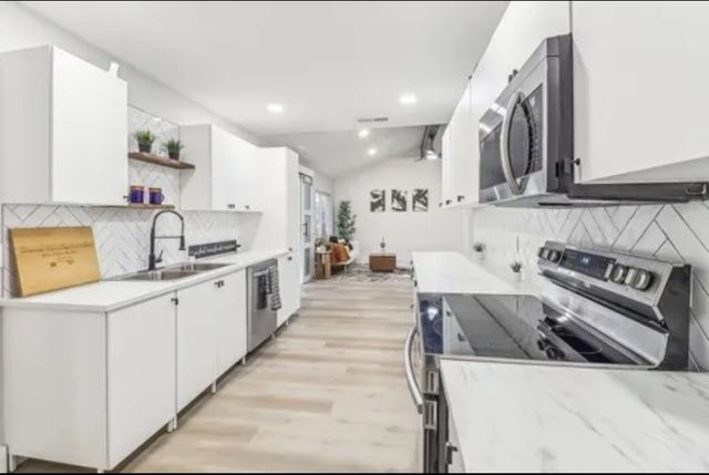 3301 Winderemere Drive, Arlington, TX 76014