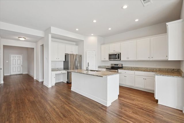 313 Marble Creek Drive, Fort Worth, TX 76131