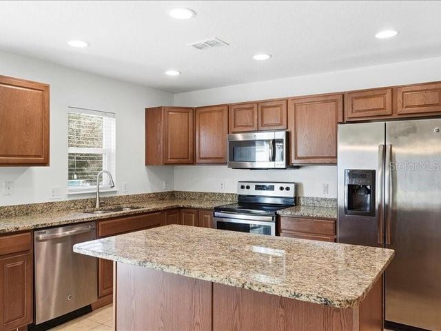 3740 WOODBURY HILL LOOP, Lakeland, FL 33810