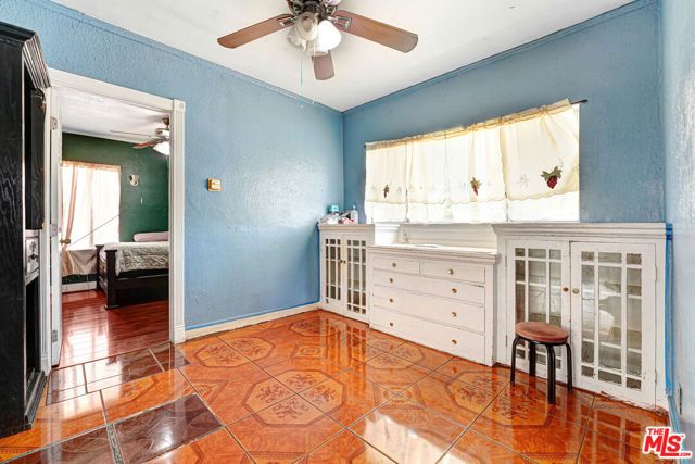 549 Hargrave Street, Inglewood, CA 90302