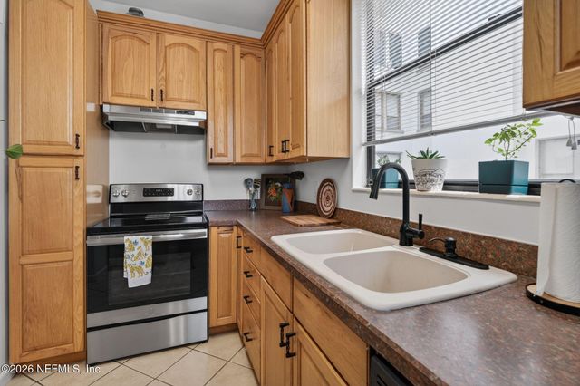 2545 OAK Street 13, Jacksonville, FL 32204