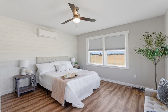 1045 N Oliver Rd, Belle Plaine, KS 67013