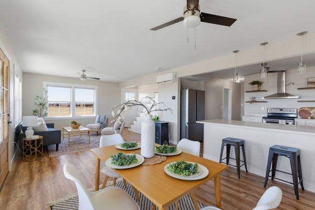 1045 N Oliver Rd, Belle Plaine, KS 67013