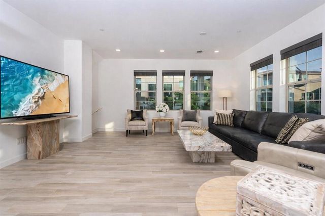 4336 Harbor Way, Oceanside, CA 92056