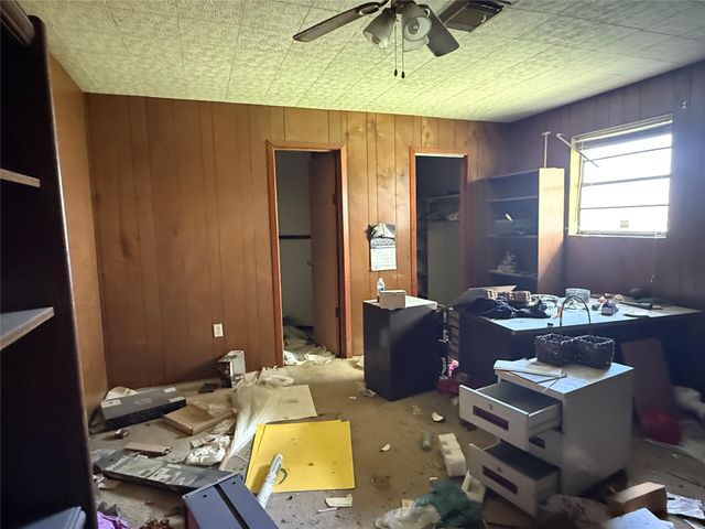 16127 Long, Houston, TX 77044