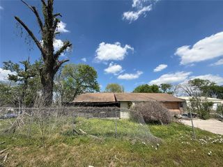 16127 Long, Houston, TX 77044