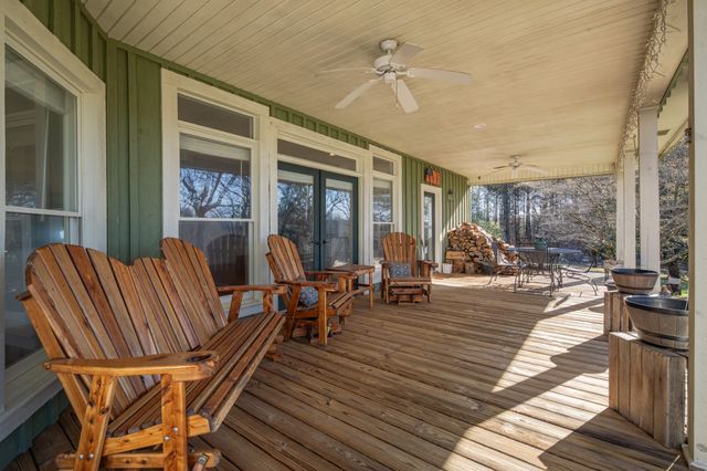 925 Bumpas Rd, Lawrenceburg, TN 38464