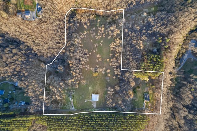 925 Bumpas Rd, Lawrenceburg, TN 38464