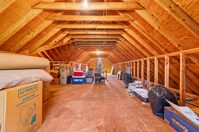 925 Bumpas Rd, Lawrenceburg, TN 38464