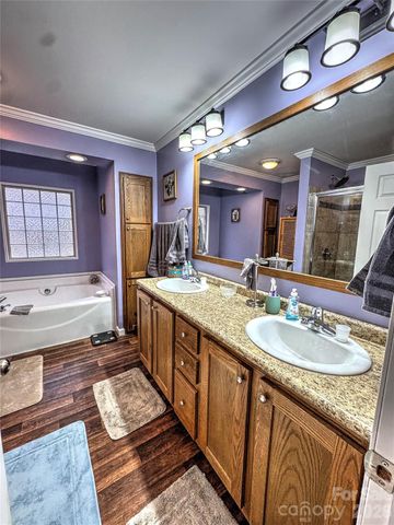 390 Camp Branch Road, Whittier, NC 28789