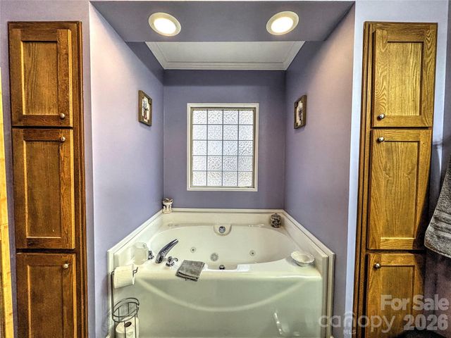 390 Camp Branch Road, Whittier, NC 28789