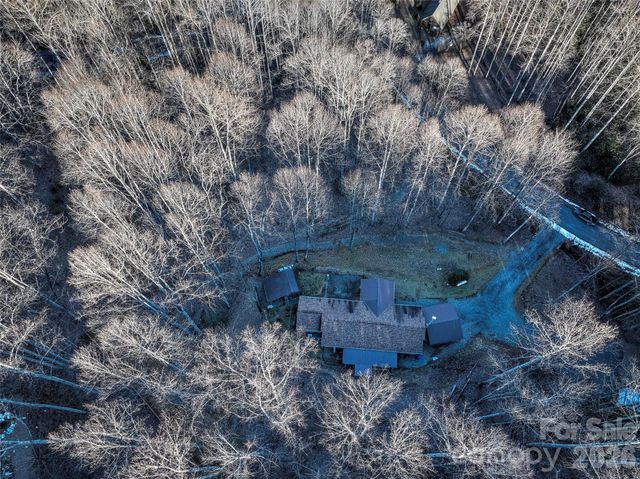 390 Camp Branch Road, Whittier, NC 28789