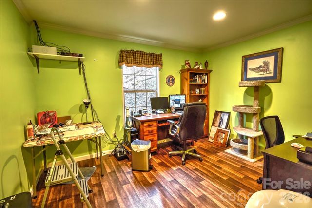 390 Camp Branch Road, Whittier, NC 28789