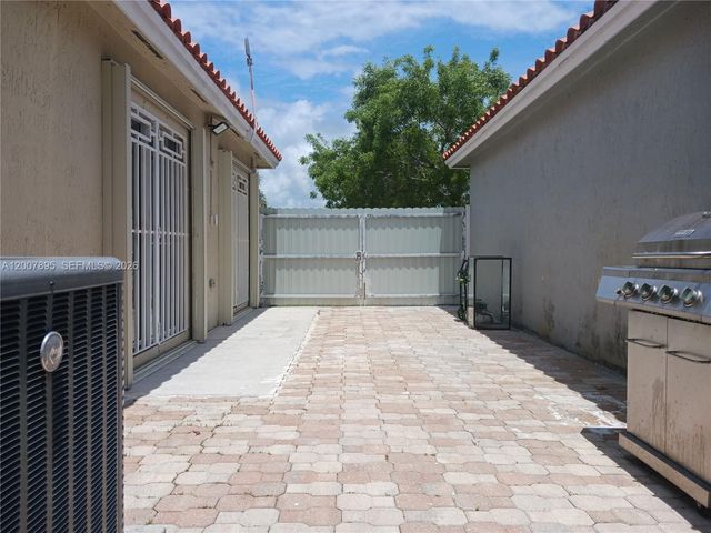 25804 SW 128th Ave, Homestead, FL 33032
