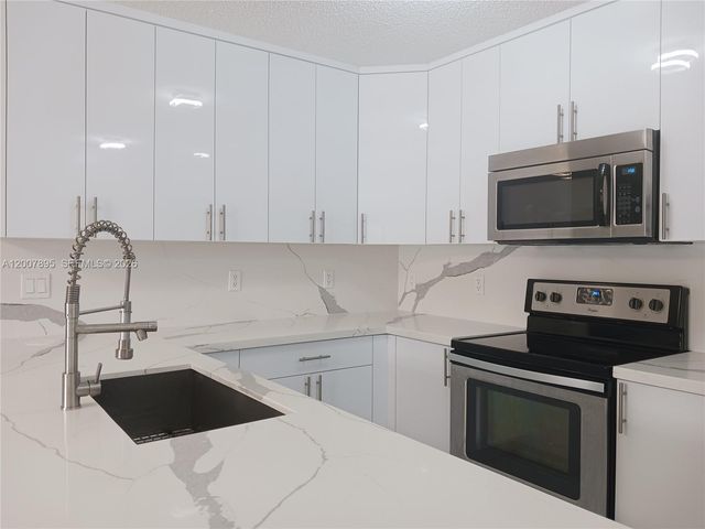 25804 SW 128th Ave, Homestead, FL 33032