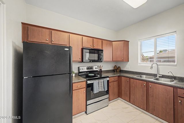 1941 S PIERPONT Drive 1114, Mesa, AZ 85206