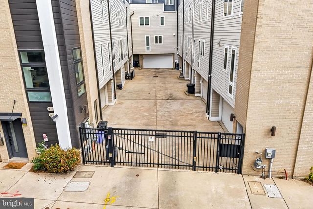 604 N 4TH ST, Philadelphia, PA 19123