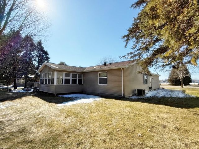 7900 Sunset Shores Drive 7835, Morton Twp, MI 49346