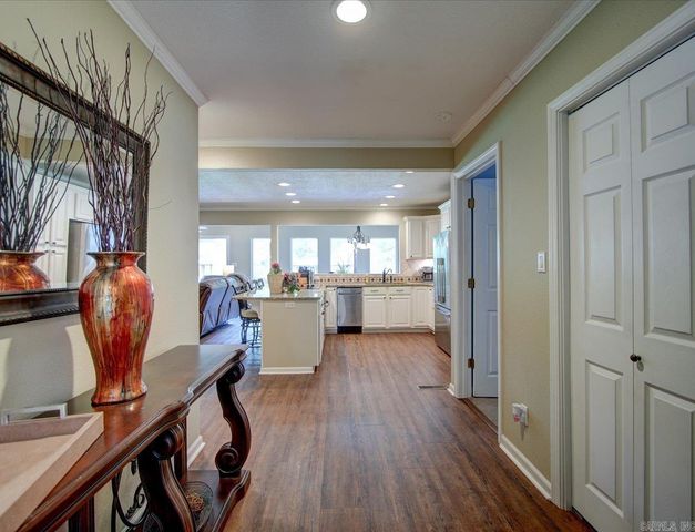 1468 Treasure Isle Road, Hot Springs, AR 71913