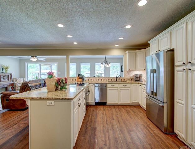 1468 Treasure Isle Road, Hot Springs, AR 71913