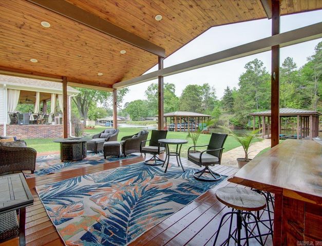 1468 Treasure Isle Road, Hot Springs, AR 71913