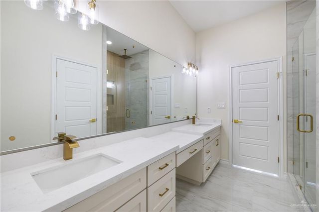 1908 Diplomat Drive, Edinburg, TX 78542