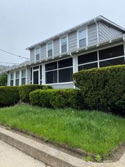 23 Division 1, North Attleboro, MA 02760