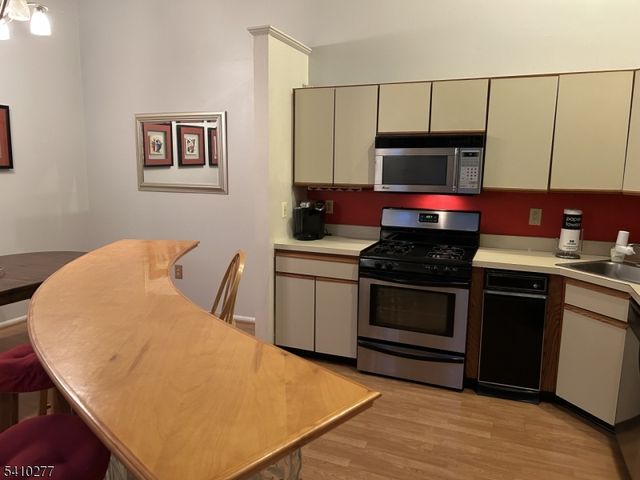 2512 Lindsley Rd, Bridgewater Twp., NJ 08807