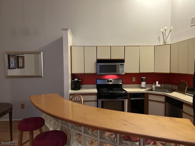 2512 Lindsley Rd, Bridgewater Twp., NJ 08807