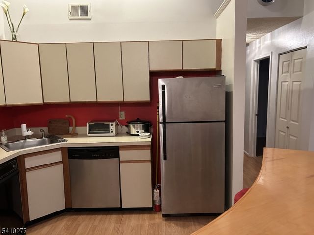 2512 Lindsley Rd, Bridgewater Twp., NJ 08807