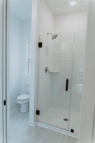 717 Crestfield DR, Chesapeake, VA 23320