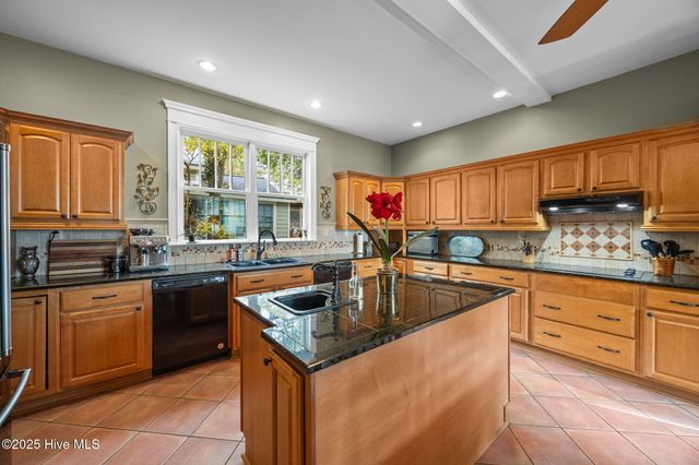 612 E Main Street, Washington, NC 27889