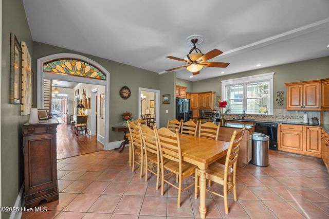 612 E Main Street, Washington, NC 27889